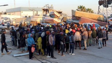 Photo of هيومن رايتس ووتش تحث تونس على وقف “الطرد الجماعي” للمهاجرين غير النظاميين